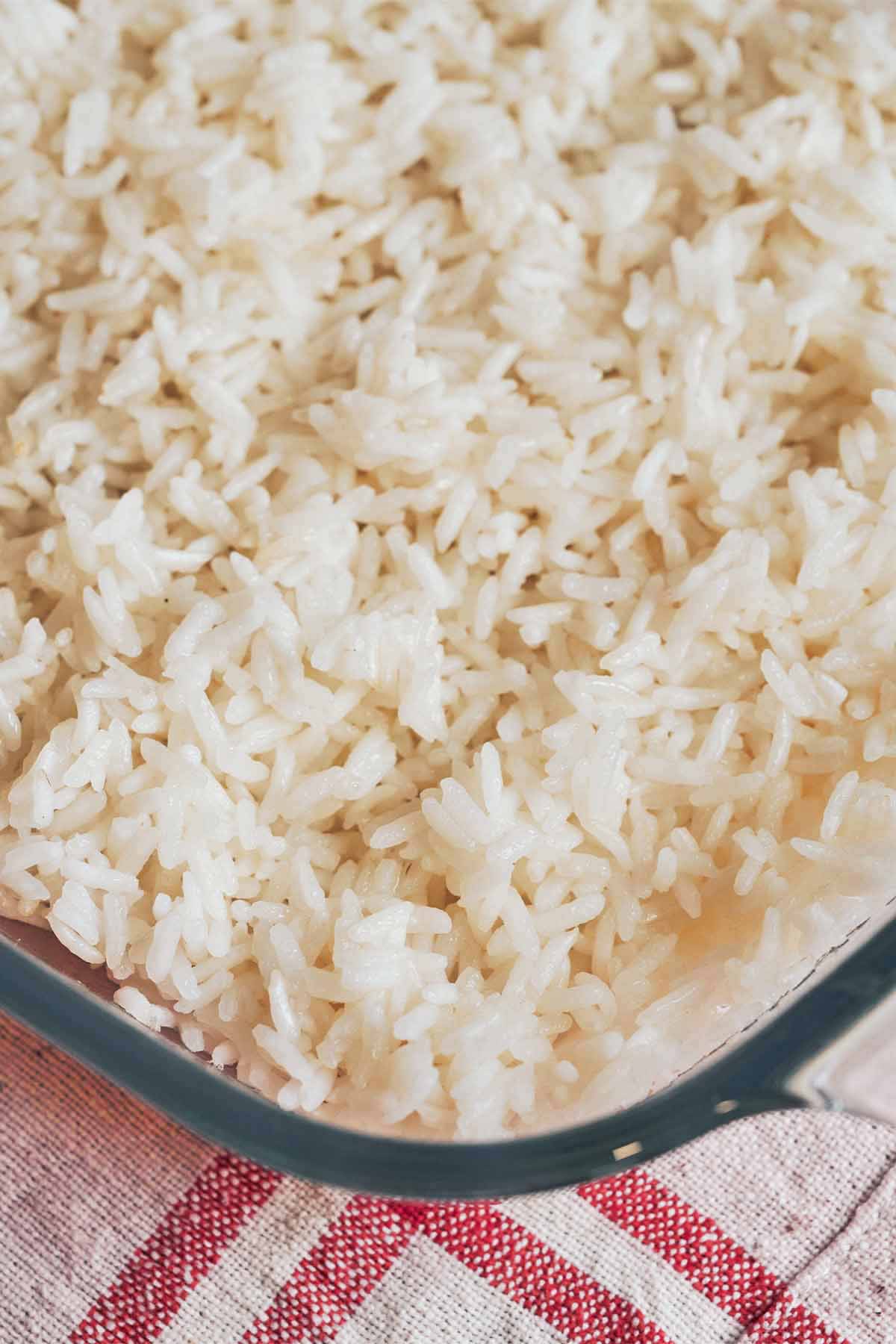 Hands-Off Oven Baked Rice: Effortless Fluffy Rice Every Time